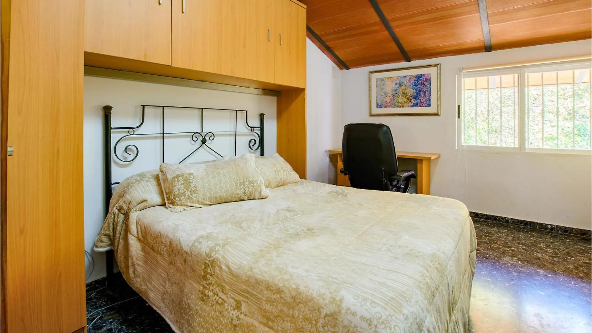 Cozy Home In Dona Mencia With Wifi 0*,